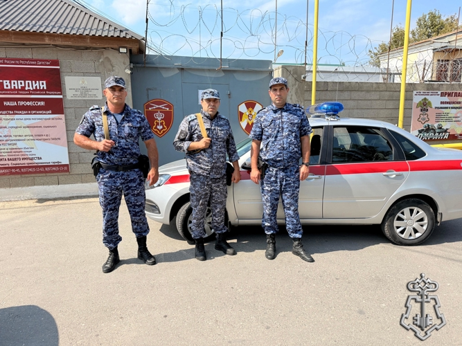 В Дагестане росгвардейцы нашли угнанный автомобиль