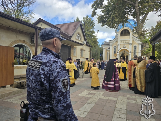 В Дагестане росгвардейцы обеспечили безопасность во время проведения торжественных богослужений