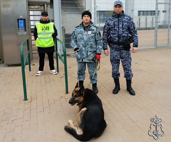 Росгвардейцы обеспечили безопасность футбольного матча РПЛ в Дагестане