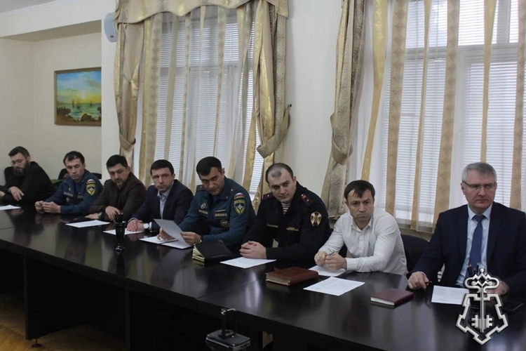 В Дагестане росгвардейцы приняли участие в заседаниях антитеррористической комиссии