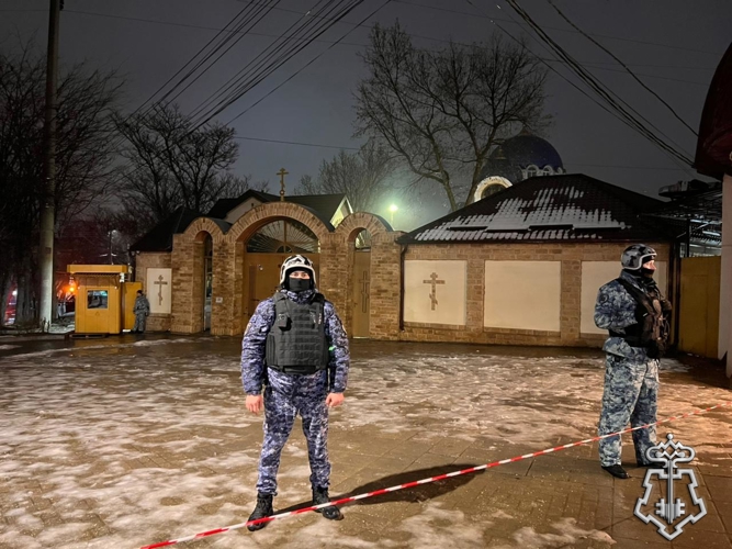 Росгвардейцы обеспечили безопасность во время новогодних и рождественских праздников в Дагестане