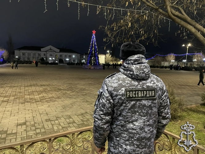Росгвардейцы обеспечили безопасность во время новогодних и рождественских праздников в Дагестане