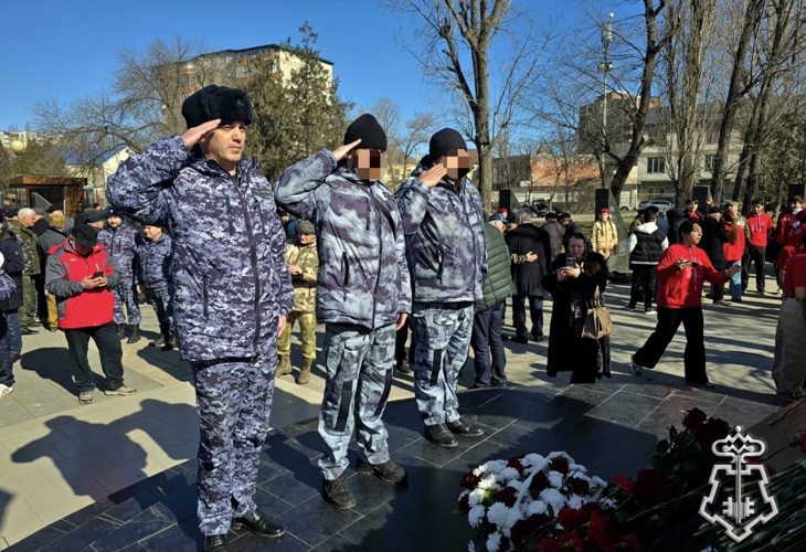 В Дагестане росгвардейцы почтили память воинов-интернационалистов