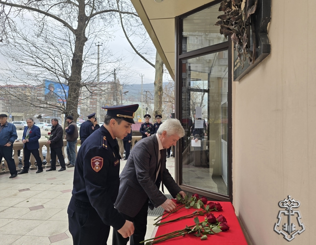 В День Росгвардии в Дагестане почти память павших воинов правопорядка (видео)