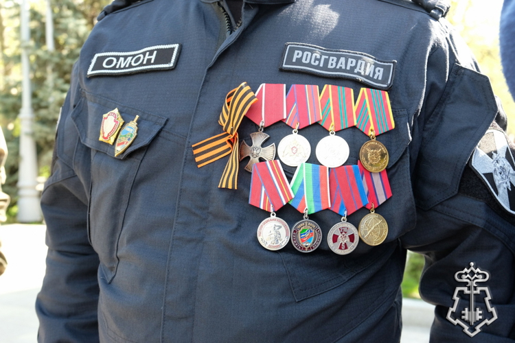 В Дагестане с участием Росгвардии прошла всероссийская акция «Георгиевская ленточка»