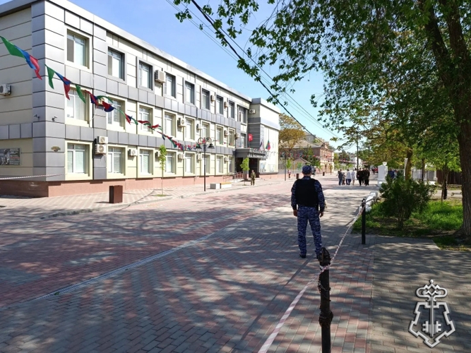 Росгвардейцы обеспечили охрану общественного порядка во время празднования Дня Победы в Дагестане