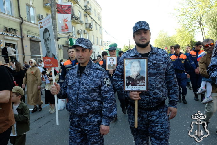 В Дагестане росгвардейцы приняли участие в акции «Бессмертный полк»