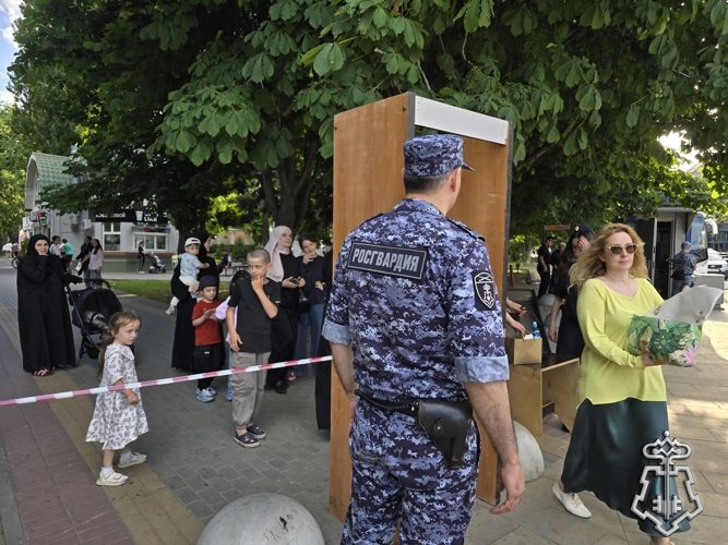 Росгвардия обеспечила правопорядок во время празднования Дня России в Дагестане