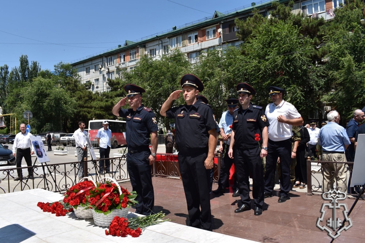 В Дагестане почтили память Героя России, офицера Росгвардии Магомеда Нурбагандова (видео)