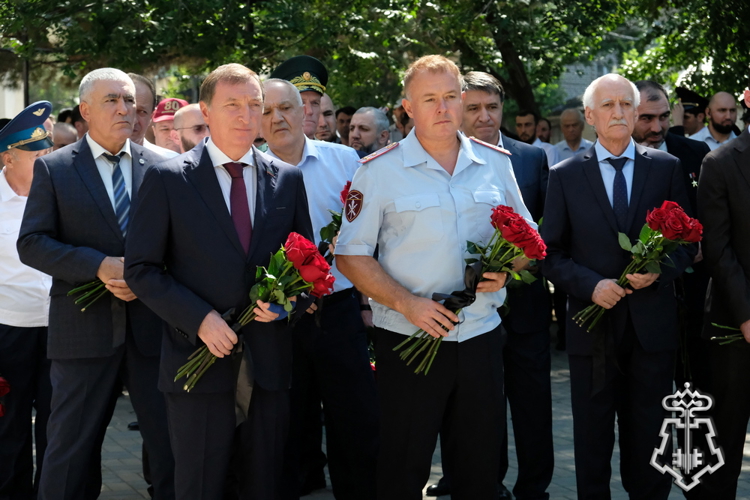 В Дагестане почтили память Героя России, офицера Росгвардии Магомеда Нурбагандова (видео)