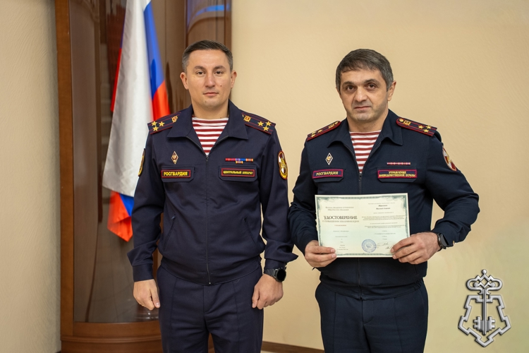  Подмосковье завершились курсы повышения квалификации руководителей подразделений вневедомственной охраны Росгвардии