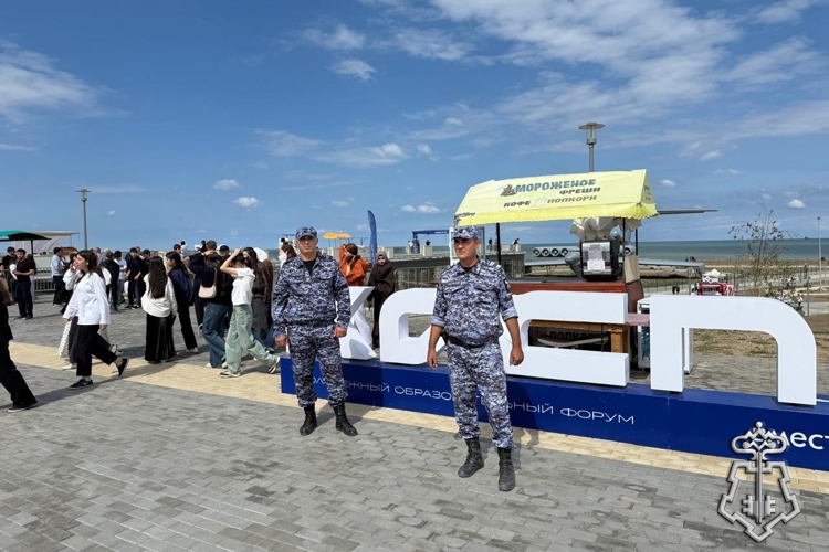 В Дагестане росгвардейцы обеспечили безопасность на молодежном форуме «Каспий»