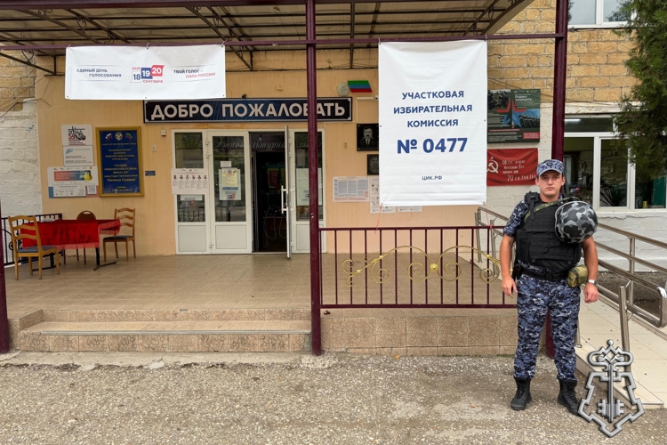 В Дагестане росгвардейцы обеспечили охрану общественного порядка в дни выборов 