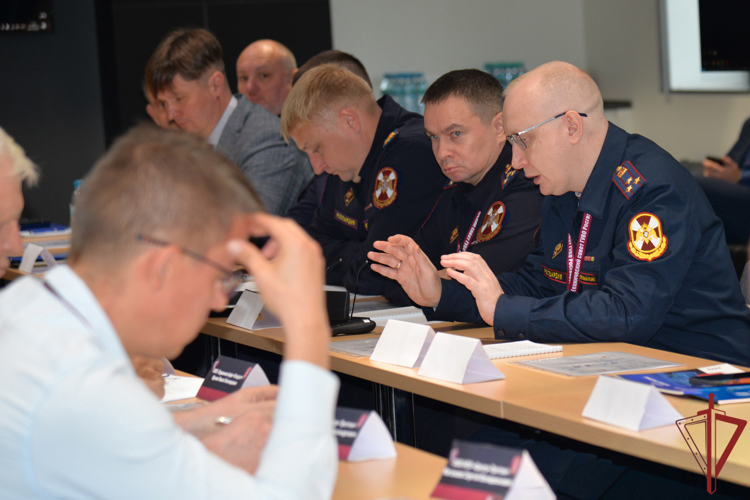 Руководитель вневедомственной охраны Республики Дагестан принял участие в Техническом совете ГУВО Росгвардии в Екатеринбурге (видео)